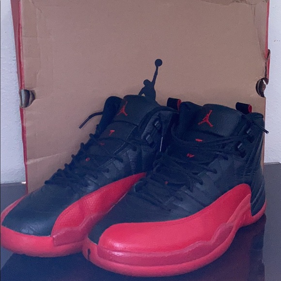 Jordan 12 flu game - Picture 2 of 4
